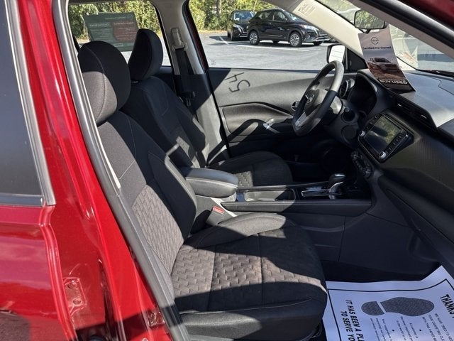 2022 Nissan Kicks SV