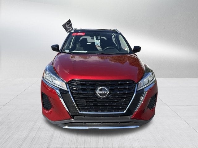 2022 Nissan Kicks SV