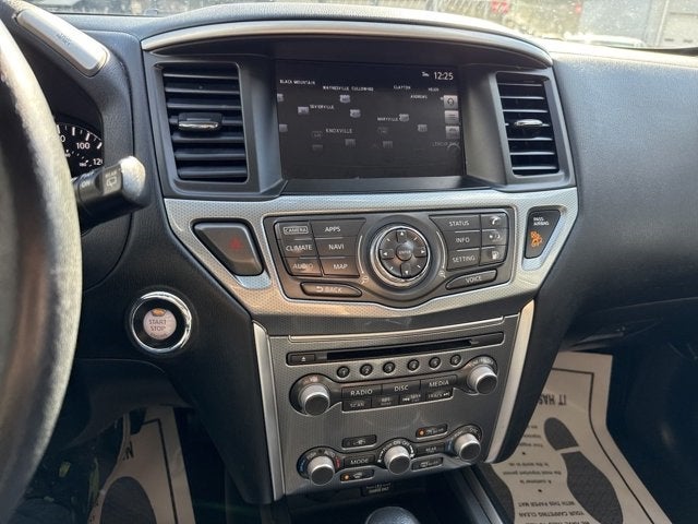 2019 Nissan Pathfinder SL