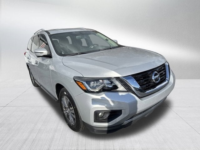 2019 Nissan Pathfinder SL