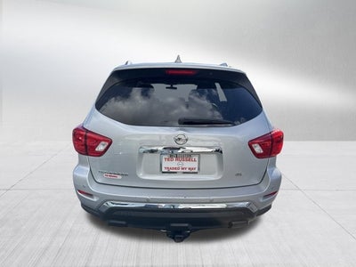 2019 Nissan Pathfinder SL
