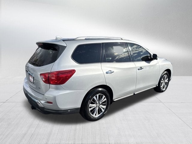 2019 Nissan Pathfinder SL