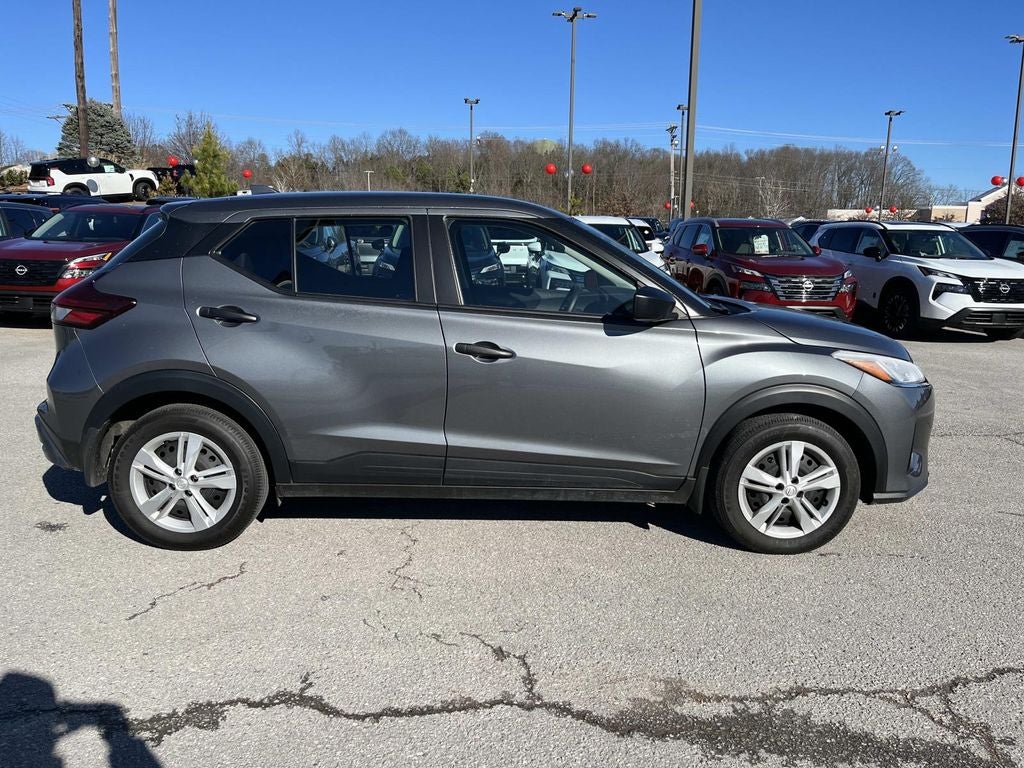 2025 Nissan Kicks Play S