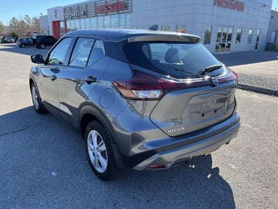 2025 Nissan Kicks Play S