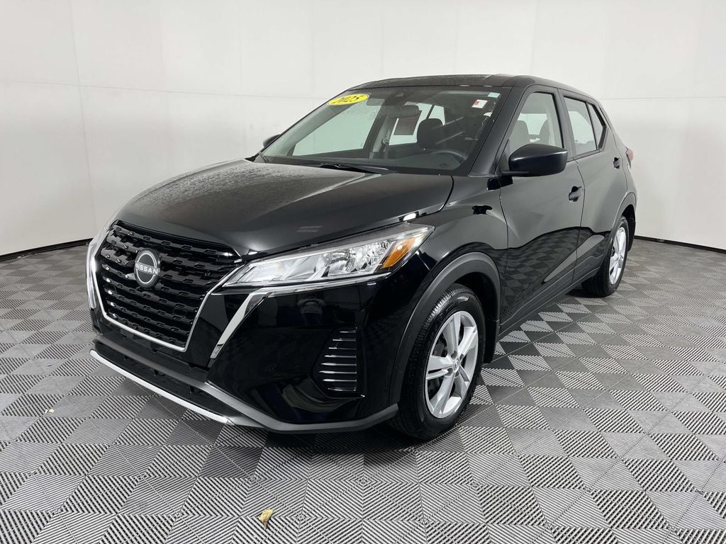2025 Nissan Kicks Play S