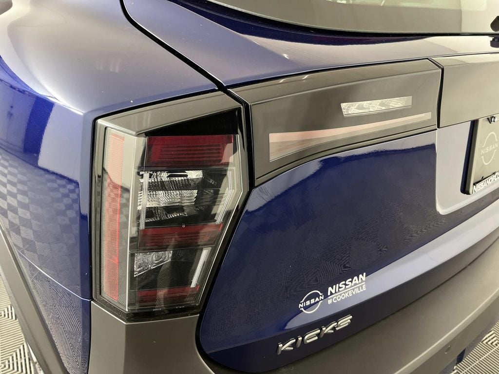 2025 Nissan Kicks S