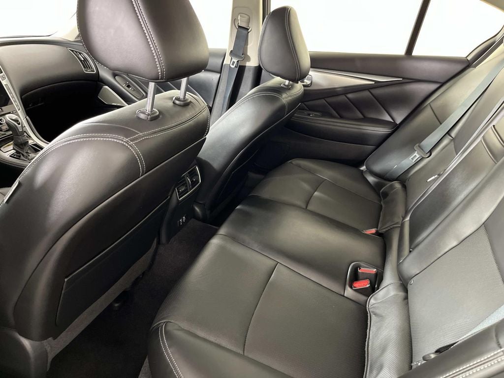 2023 INFINITI Q50 LUXE