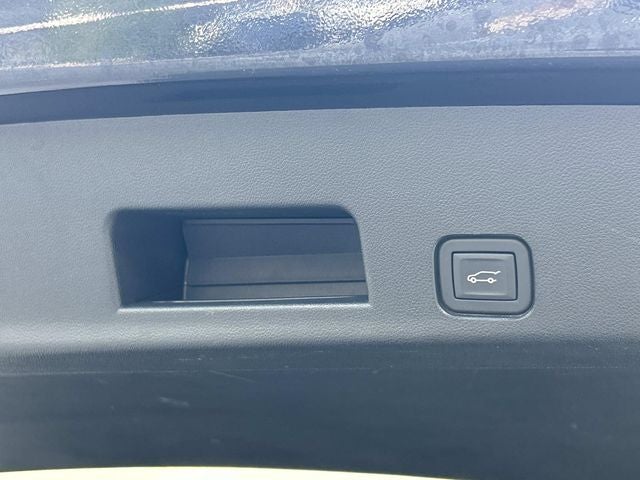 2024 GMC Acadia AT4