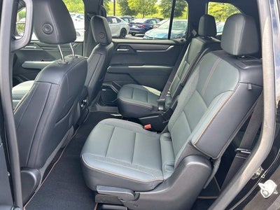 2024 GMC Acadia AT4