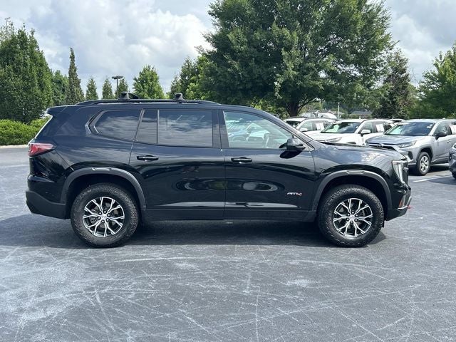 2024 GMC Acadia AT4