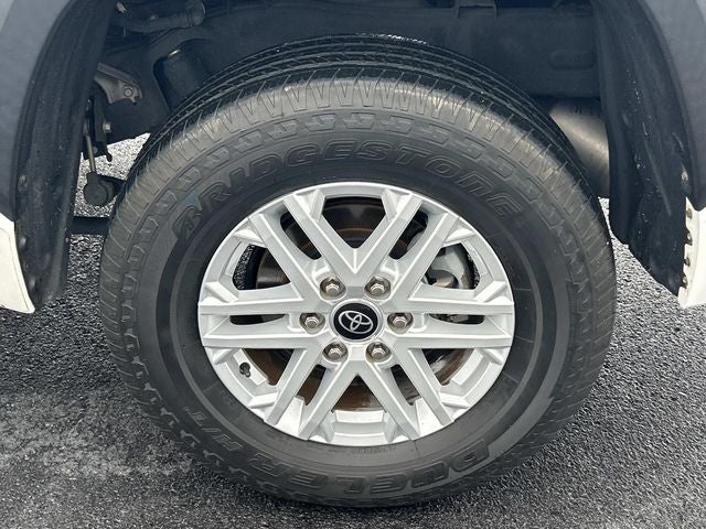 2022 Toyota Tundra SR5