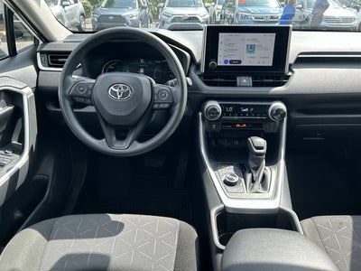 2025 Toyota RAV4 Hybrid XLE