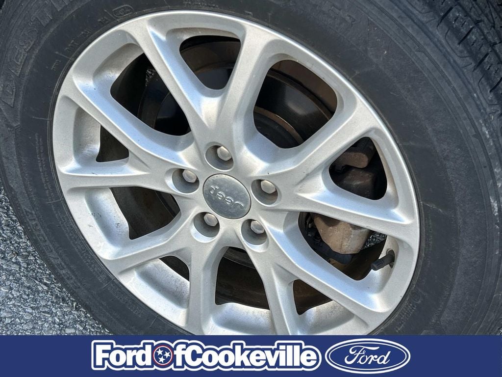 2015 Jeep Cherokee Sport