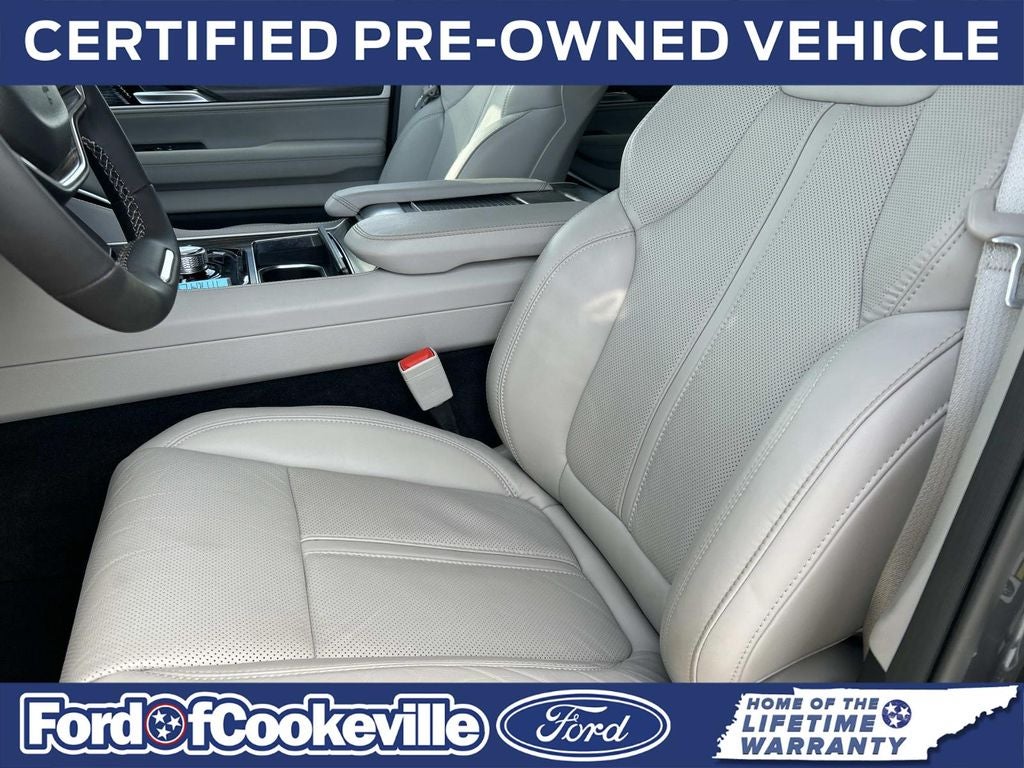 2023 Jeep Wagoneer Series III