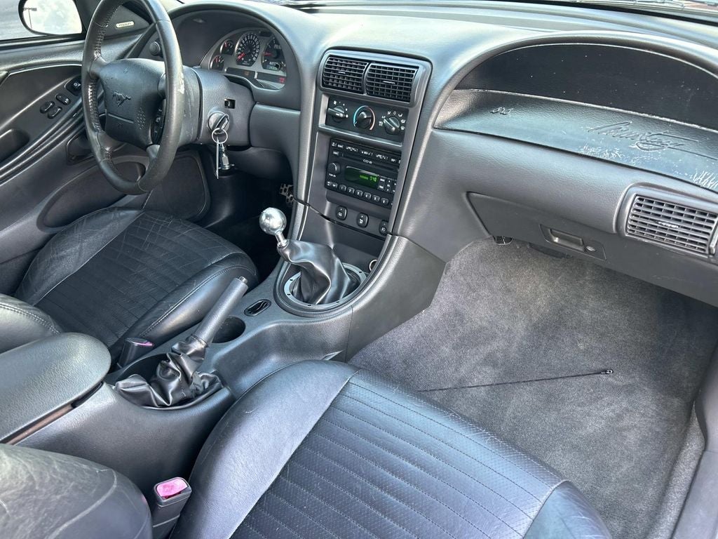 2004 Ford Mustang Mach 1 Premium