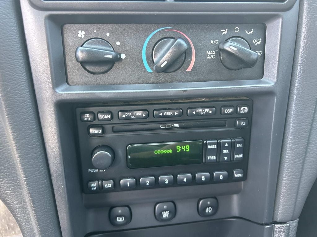 2004 Ford Mustang Mach 1 Premium