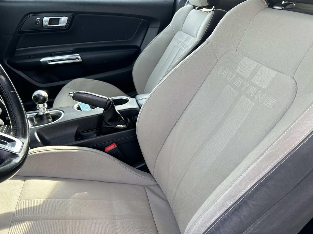 2020 Ford Mustang EcoBoost