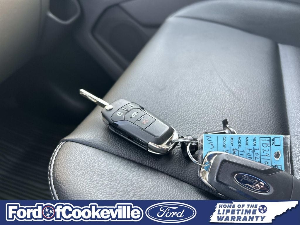 2025 Ford Transit Passenger Wagon XL