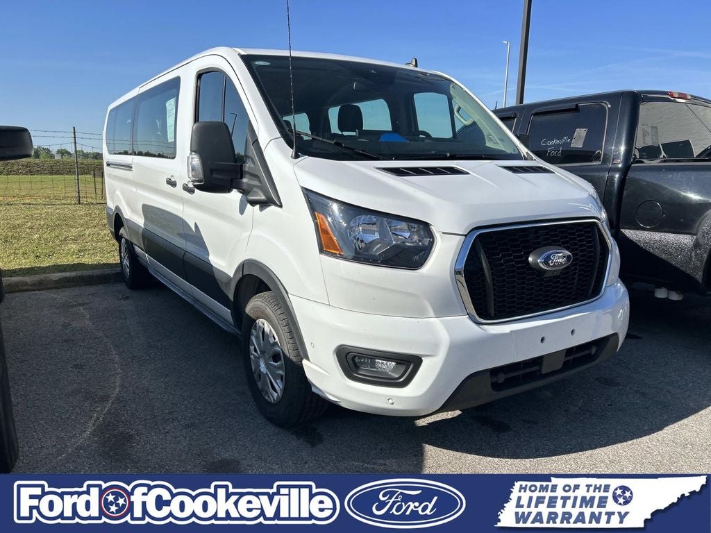 2023 Ford Transit Passenger Wagon XLT
