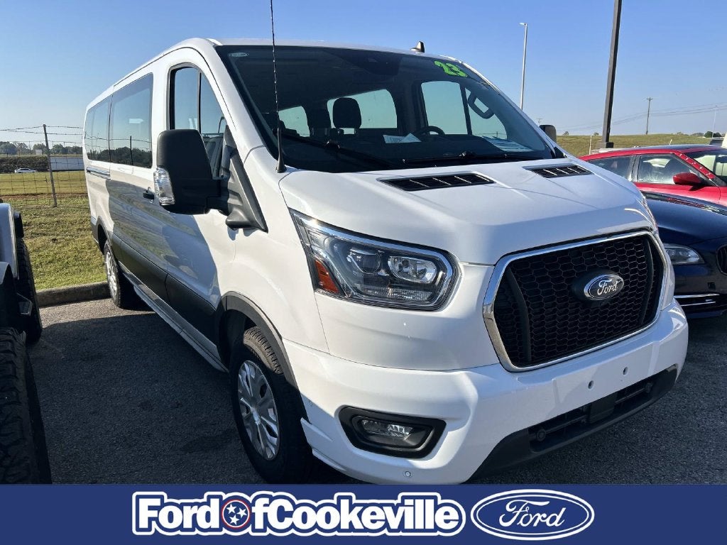 2023 Ford Transit Passenger Wagon XLT