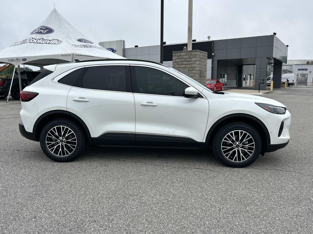 2024 Ford Escape Base