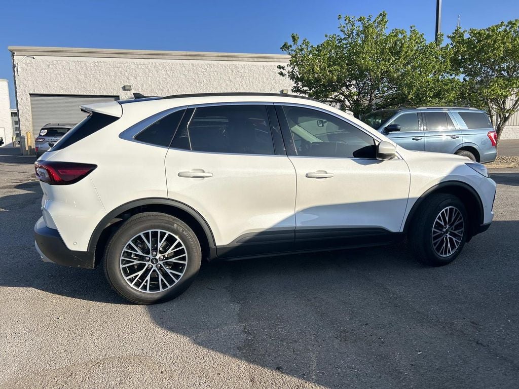 2024 Ford Escape Base