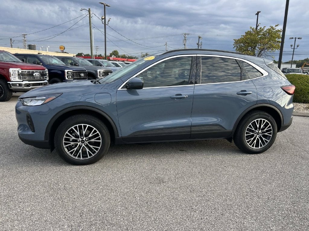 2025 Ford Escape Base
