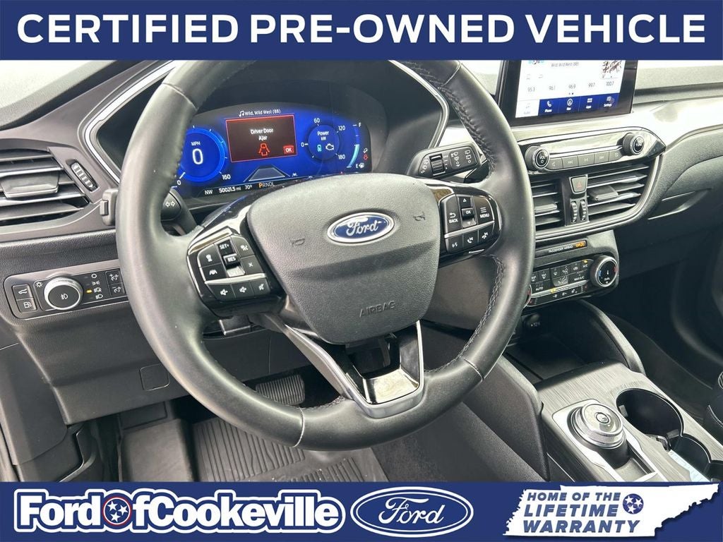 2022 Ford Escape Titanium