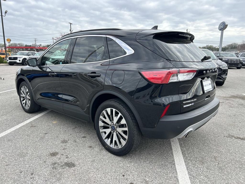 2022 Ford Escape Titanium