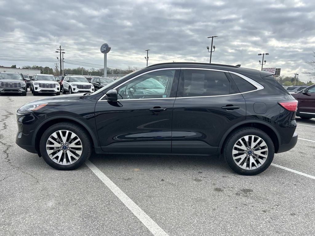 2022 Ford Escape Titanium