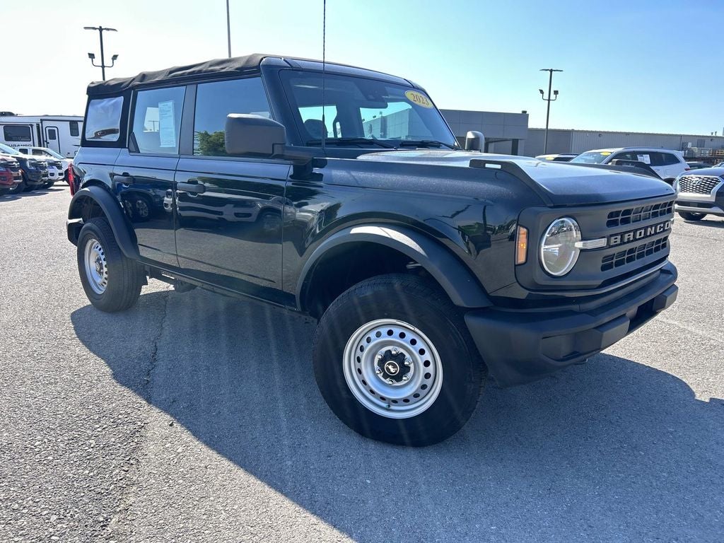 2023 Ford Bronco Base