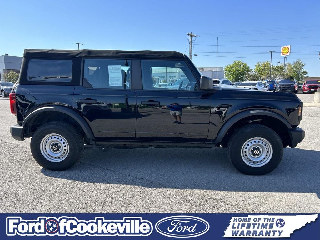 2023 Ford Bronco Base