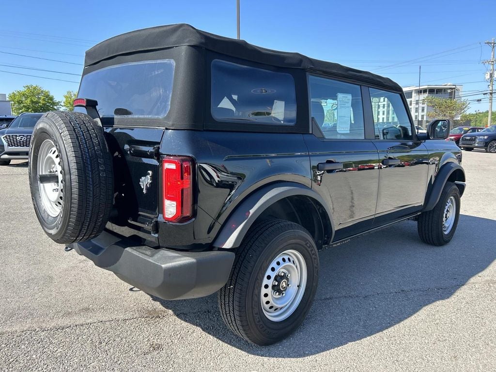 2023 Ford Bronco Base