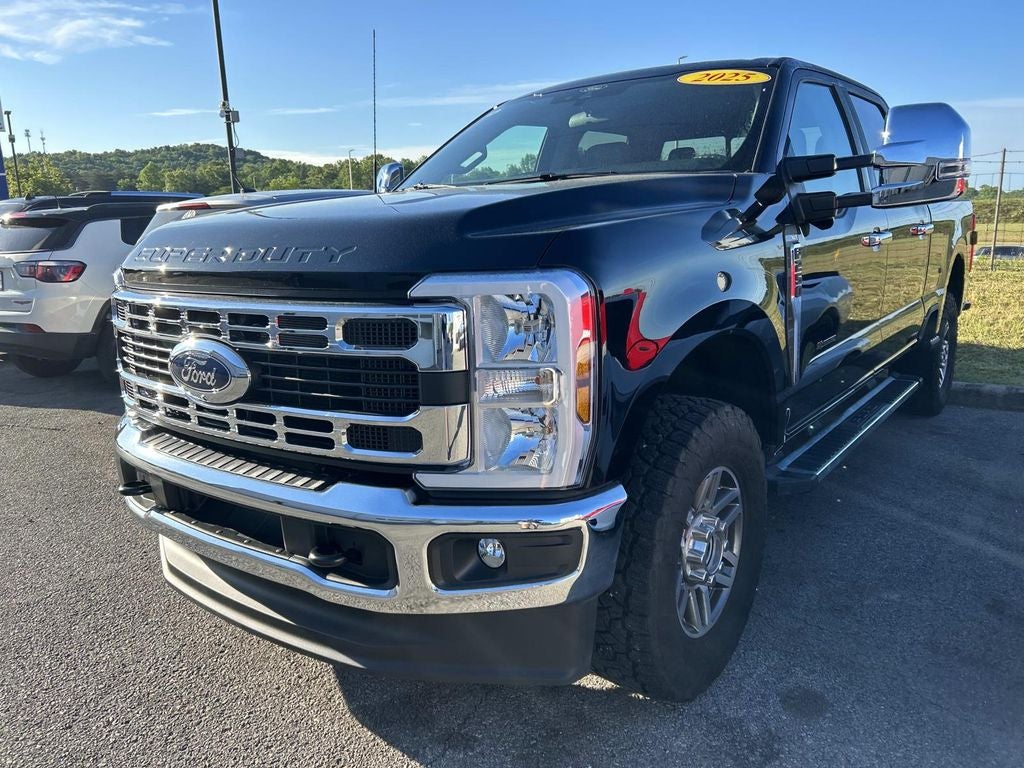 2025 Ford Super Duty F-250 Pickup XLT