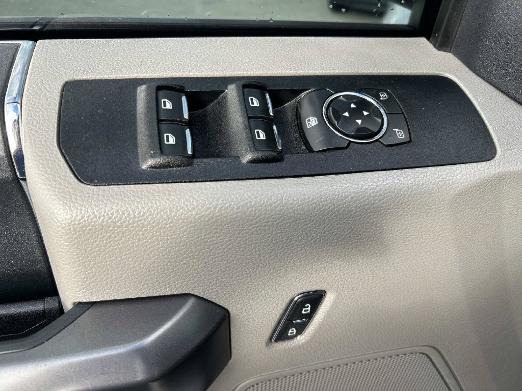 2022 Ford Super Duty F-250 Pickup XLT