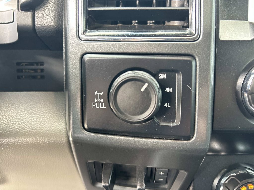 2022 Ford Super Duty F-250 Pickup XLT