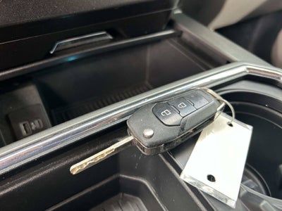 2022 Ford Super Duty F-250 Pickup XLT