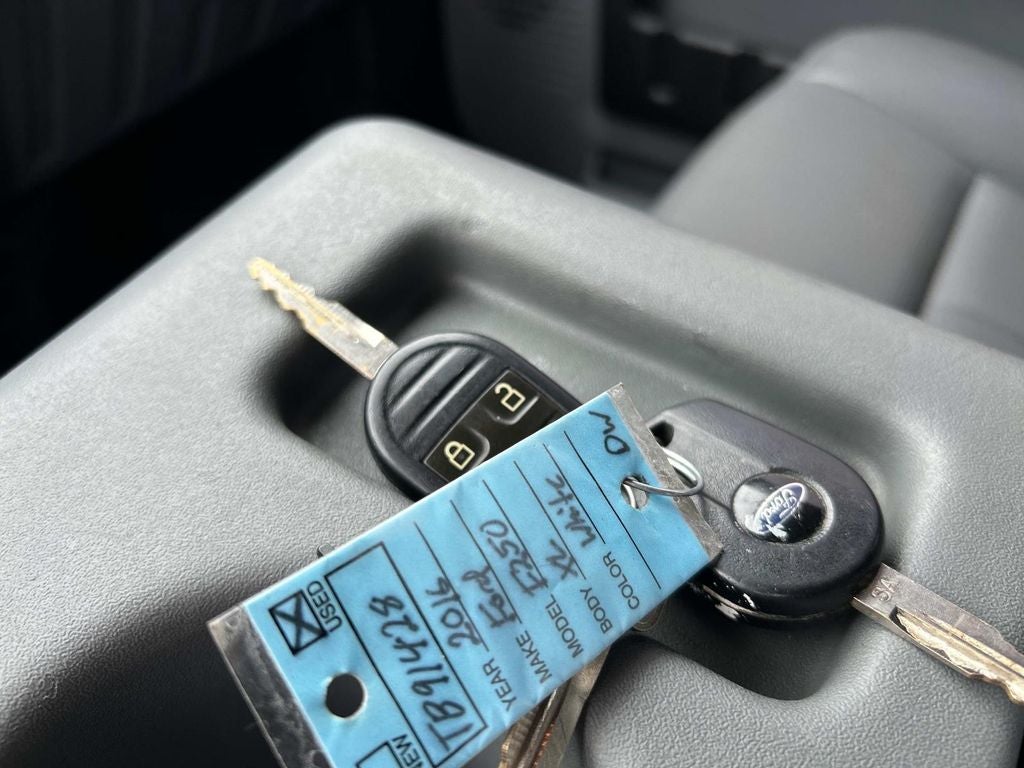 2016 Ford Super Duty F-250 Pickup XL