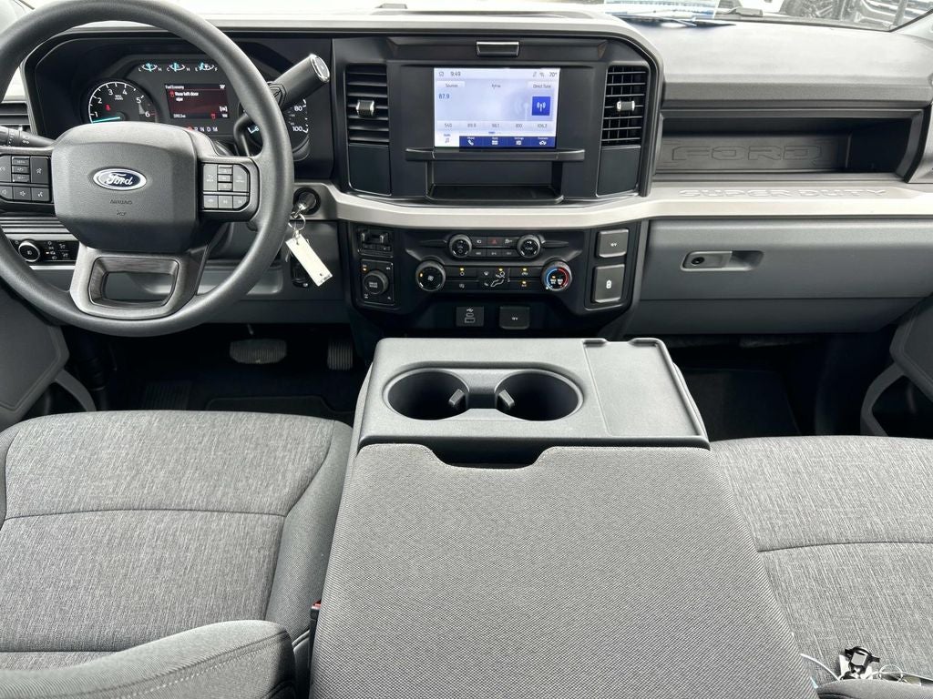 2025 Ford Super Duty F-250 Pickup XL