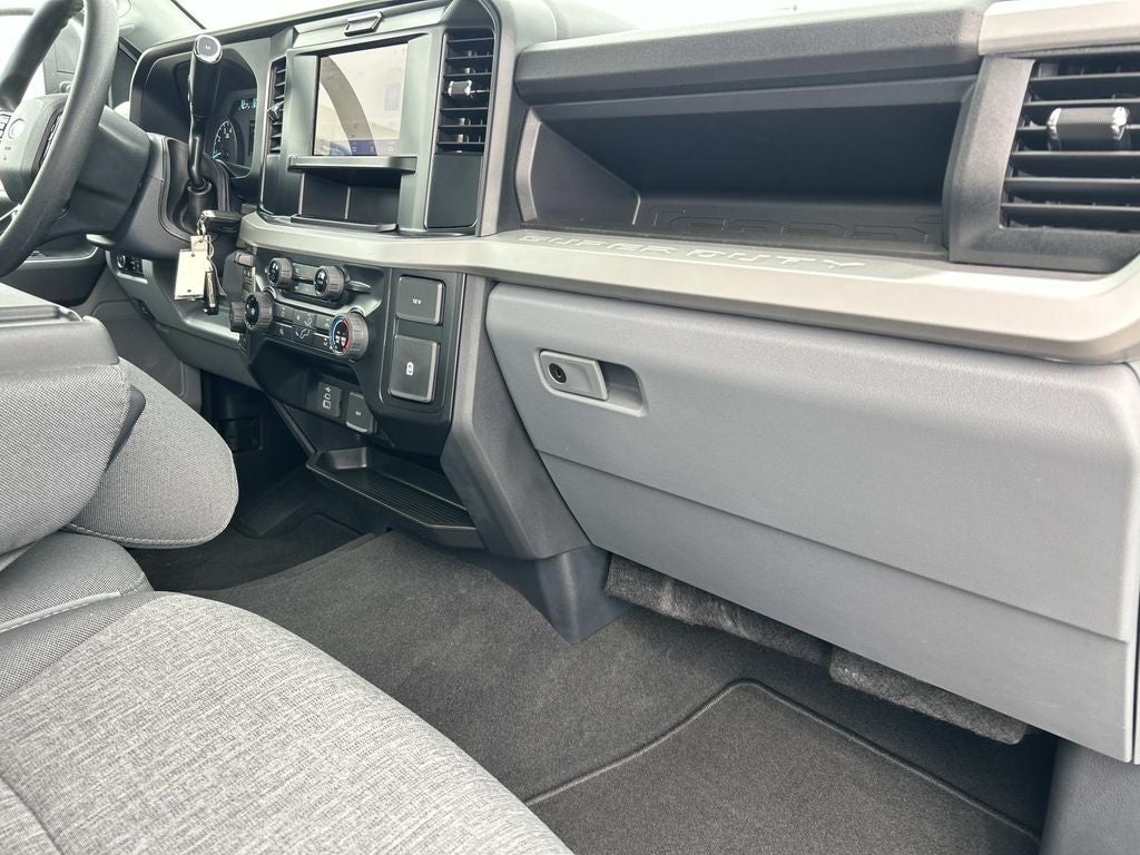 2025 Ford Super Duty F-250 Pickup XL