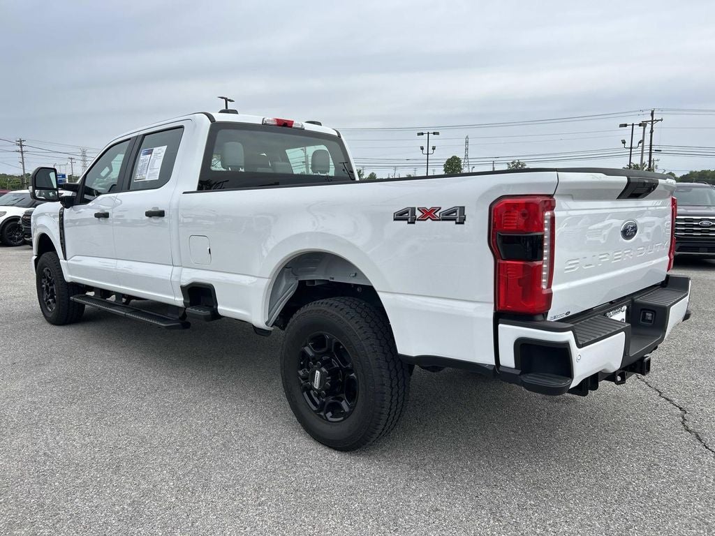 2025 Ford Super Duty F-250 Pickup XL