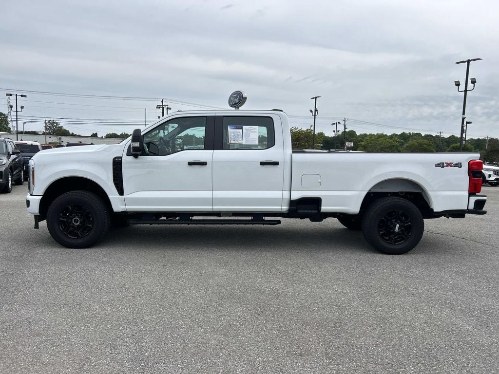 2025 Ford Super Duty F-250 Pickup XL