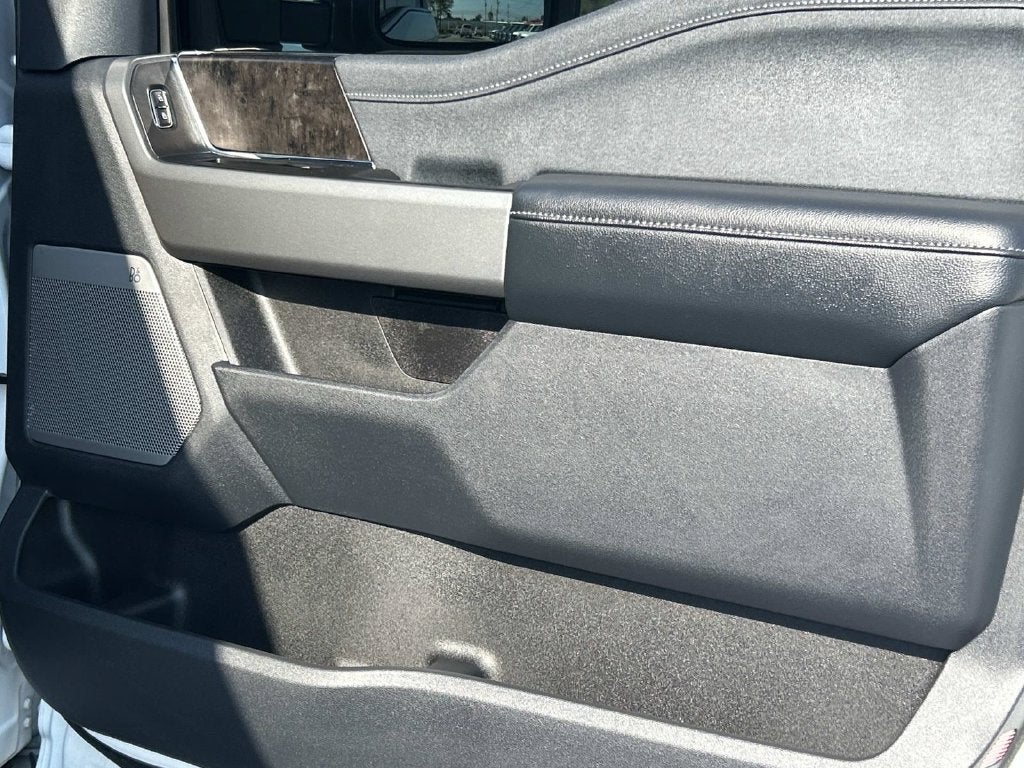 2025 Ford Super Duty F-250 Pickup Lariat