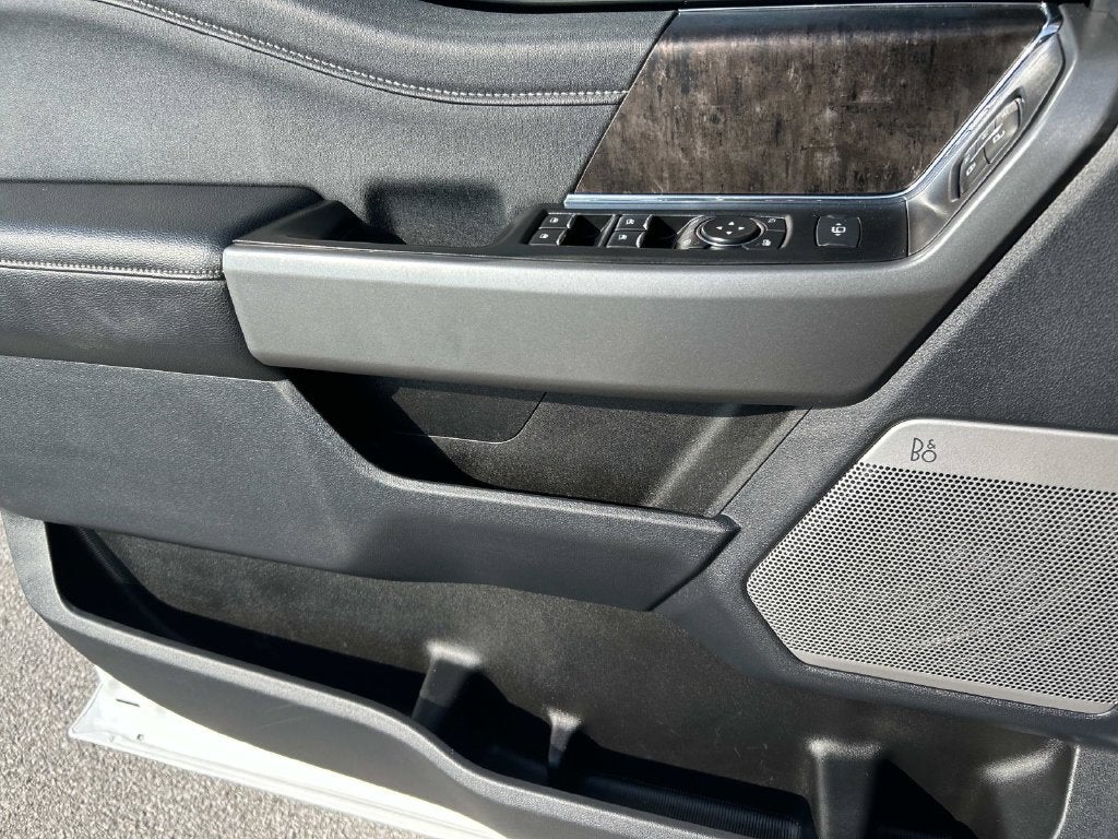 2025 Ford Super Duty F-250 Pickup Lariat