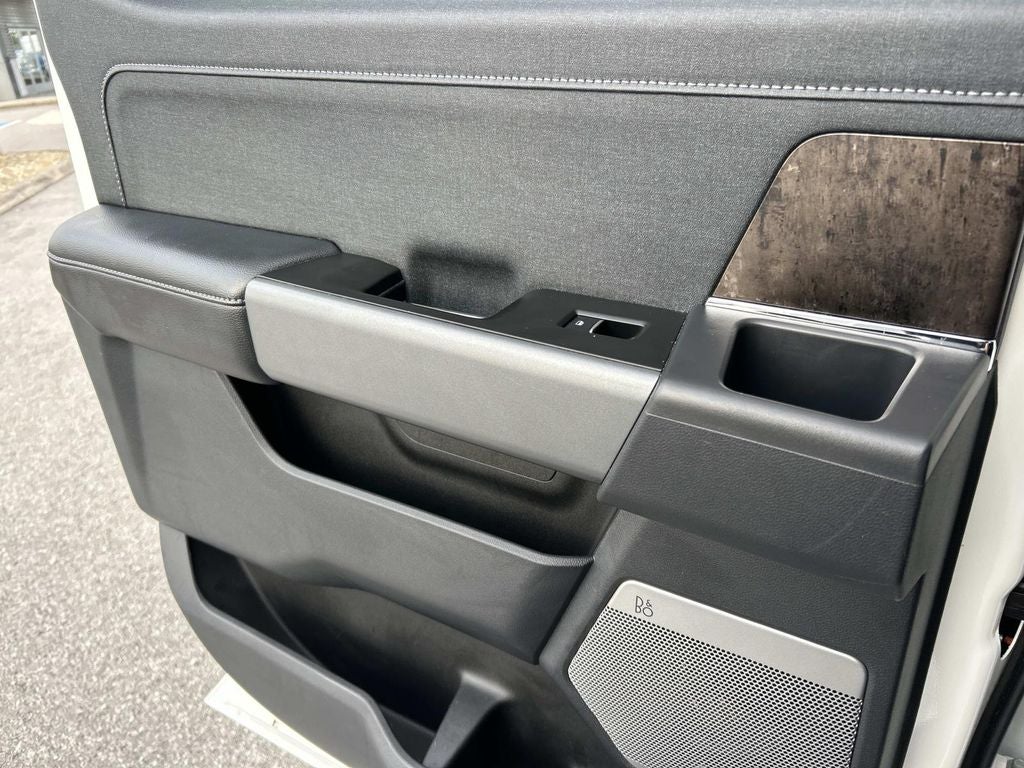 2024 Ford Super Duty F-250 Pickup Lariat