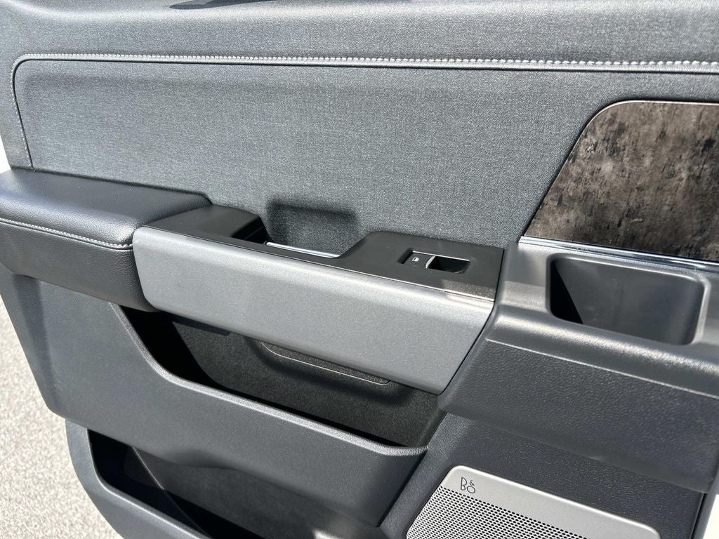 2024 Ford Super Duty F-350 SRW Pickup Lariat