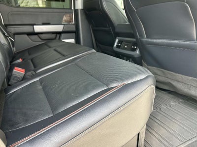 2024 Ford Super Duty F-350 SRW Pickup Lariat
