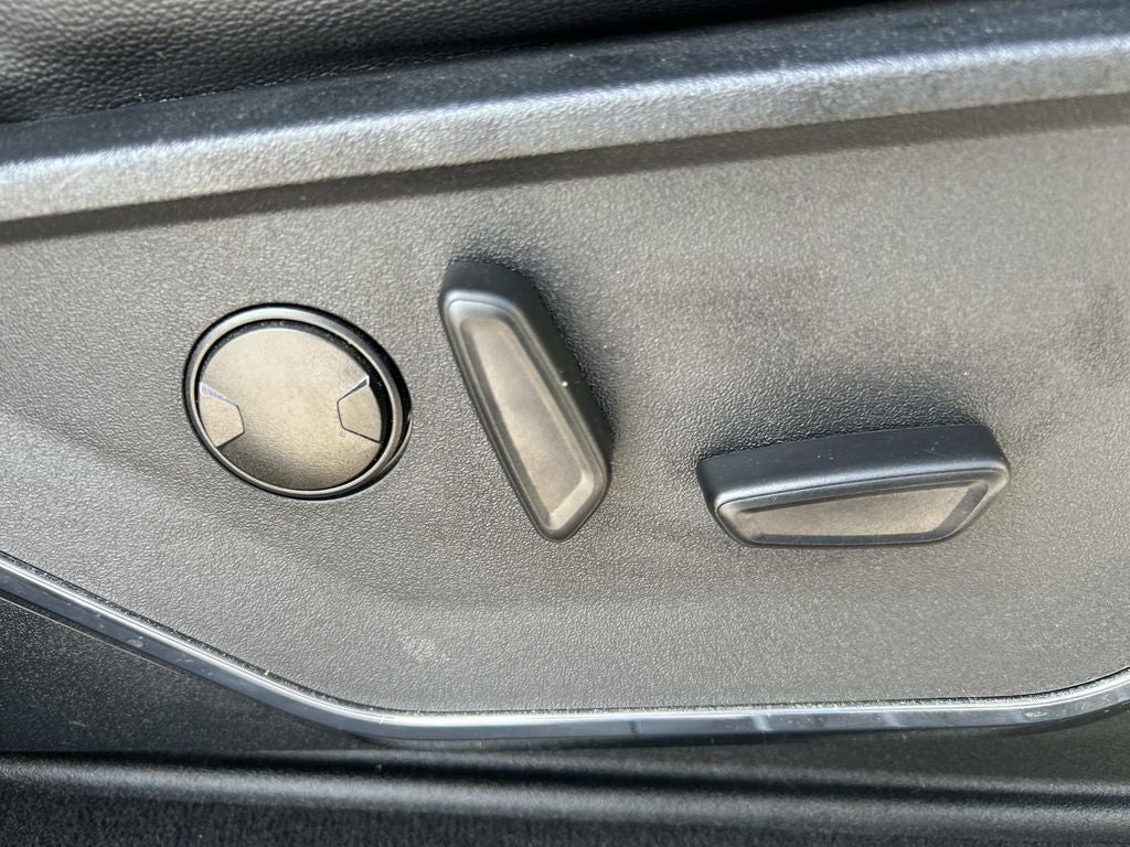 2024 Ford Super Duty F-350 SRW Pickup Lariat