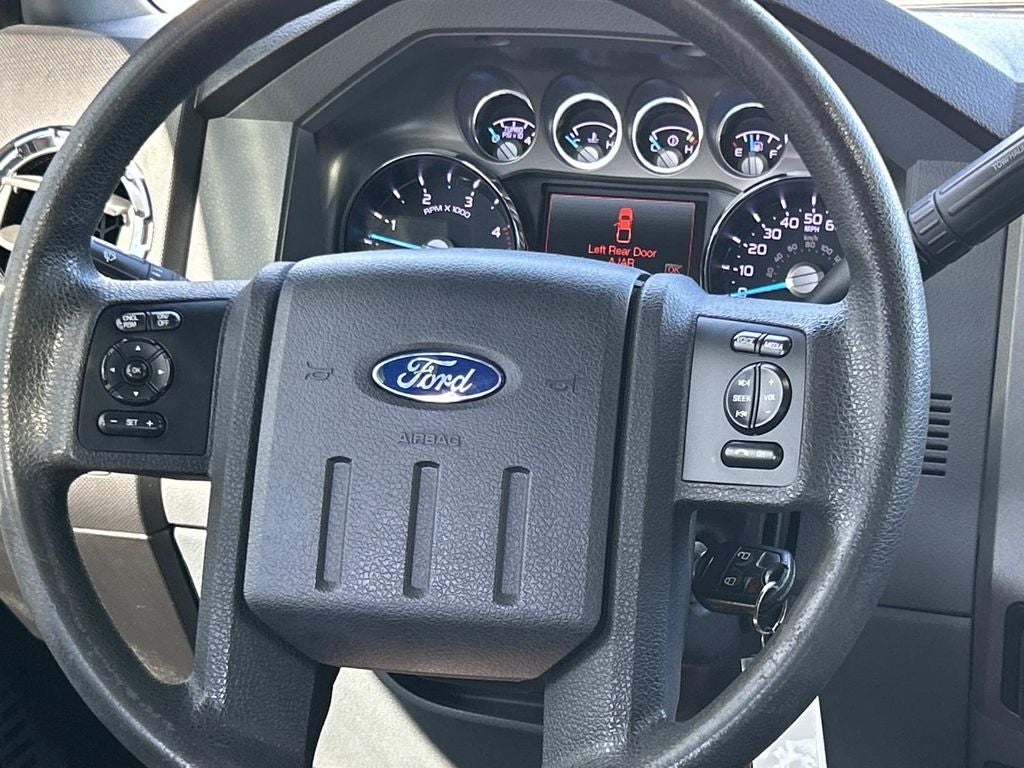 2011 Ford Super Duty F-350 SRW Pickup XLT