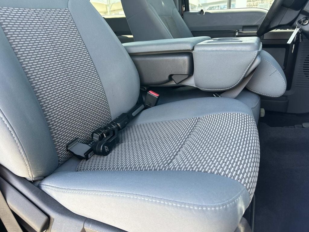 2011 Ford Super Duty F-350 SRW Pickup XLT